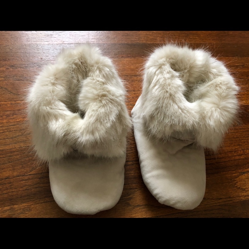 Restoration hardware slippers